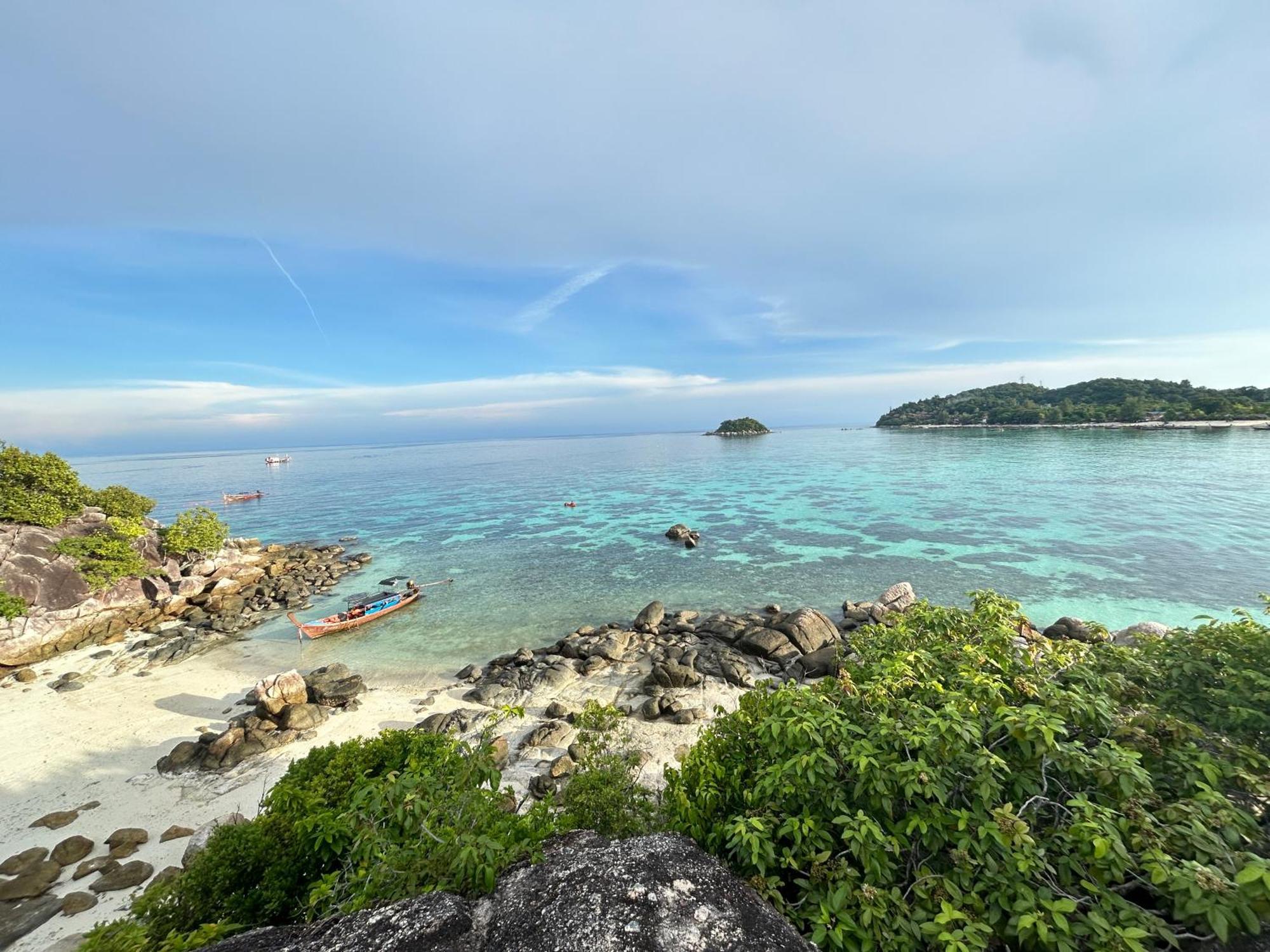 Mina 美景公寓酒店 Pattaya Exterior photo